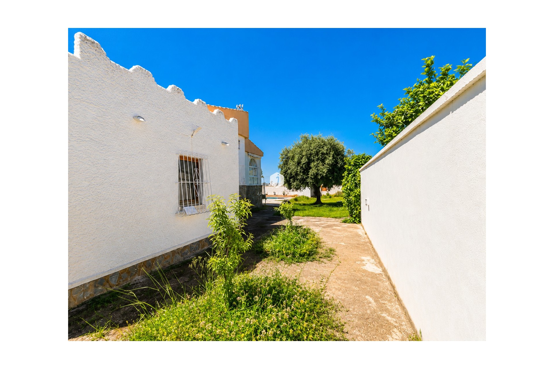 D'occasion - Villa -
Torrevieja - Costa Blanca