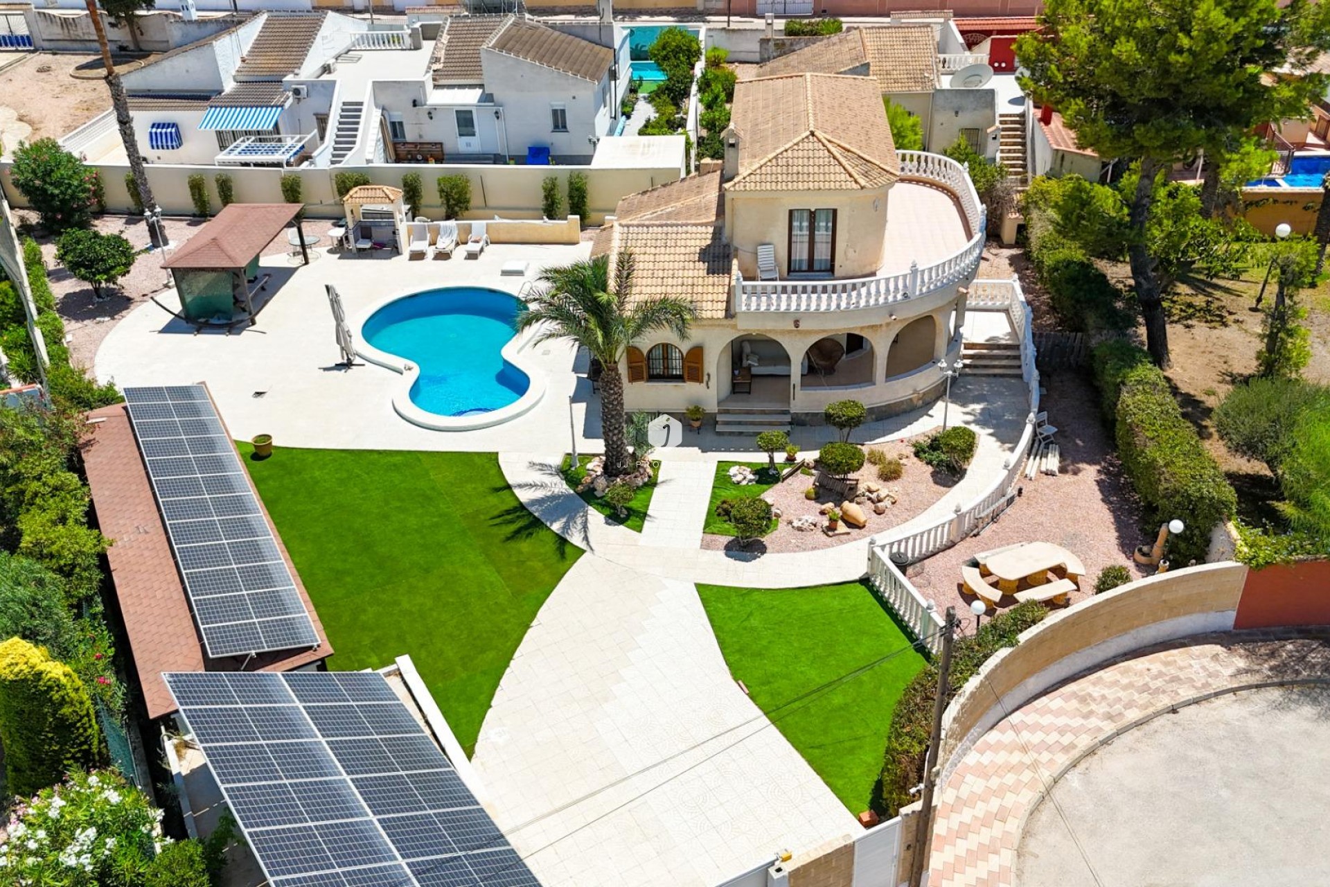 D'occasion - Villa -
Torrevieja - El chaparral