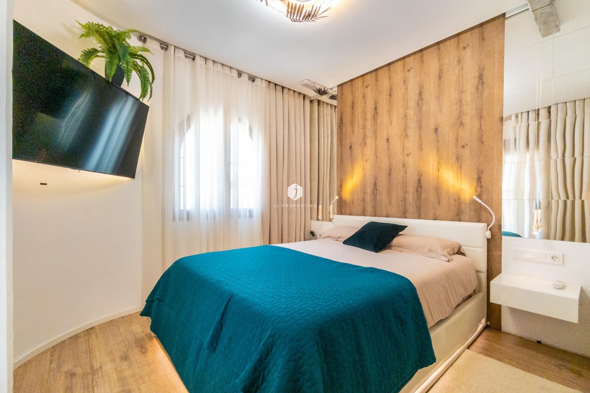 D'occasion - Villa -
Torrevieja - El chaparral