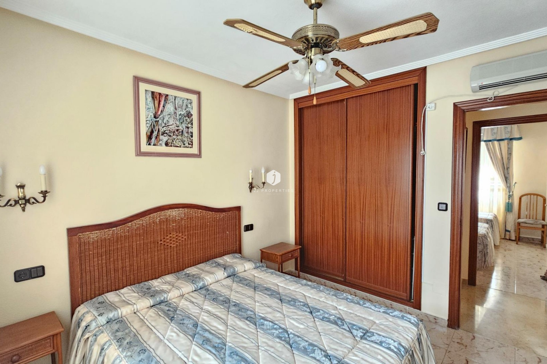 D'occasion - Villa -
Torrevieja - El chaparral