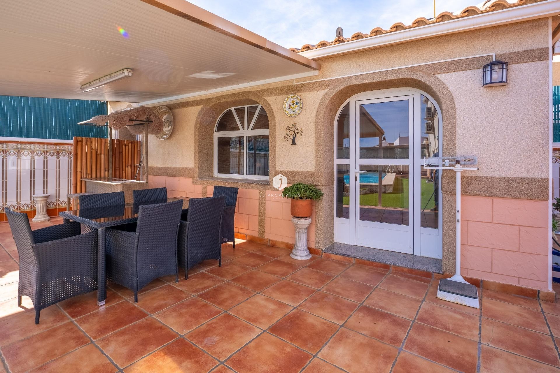 D'occasion - Villa -
Torrevieja - El chaparral
