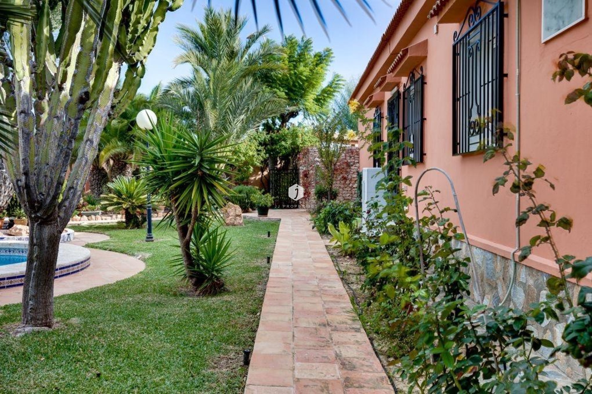 D'occasion - Villa -
Torrevieja - El chaparral