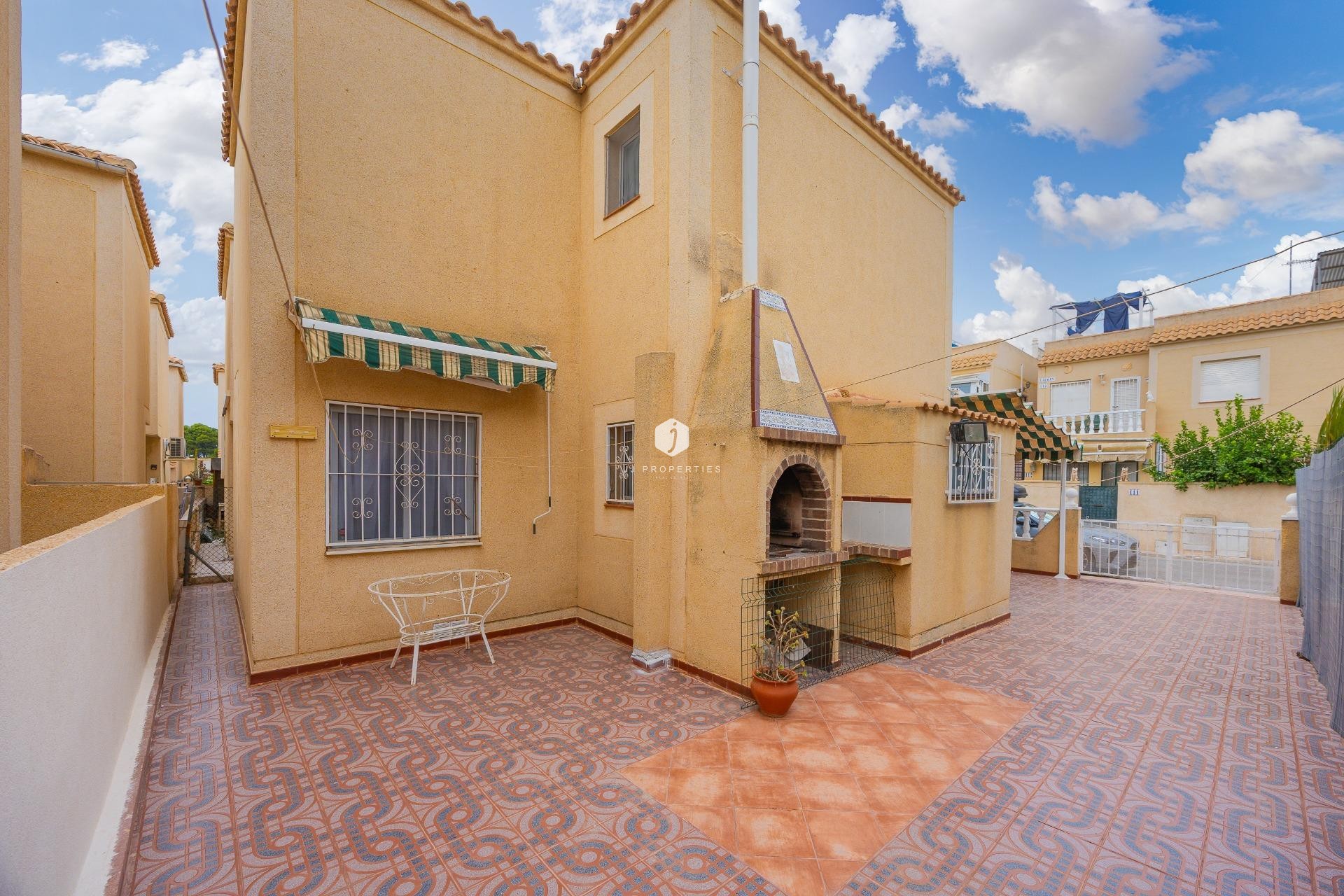 D'occasion - Villa -
Torrevieja - El Limonar