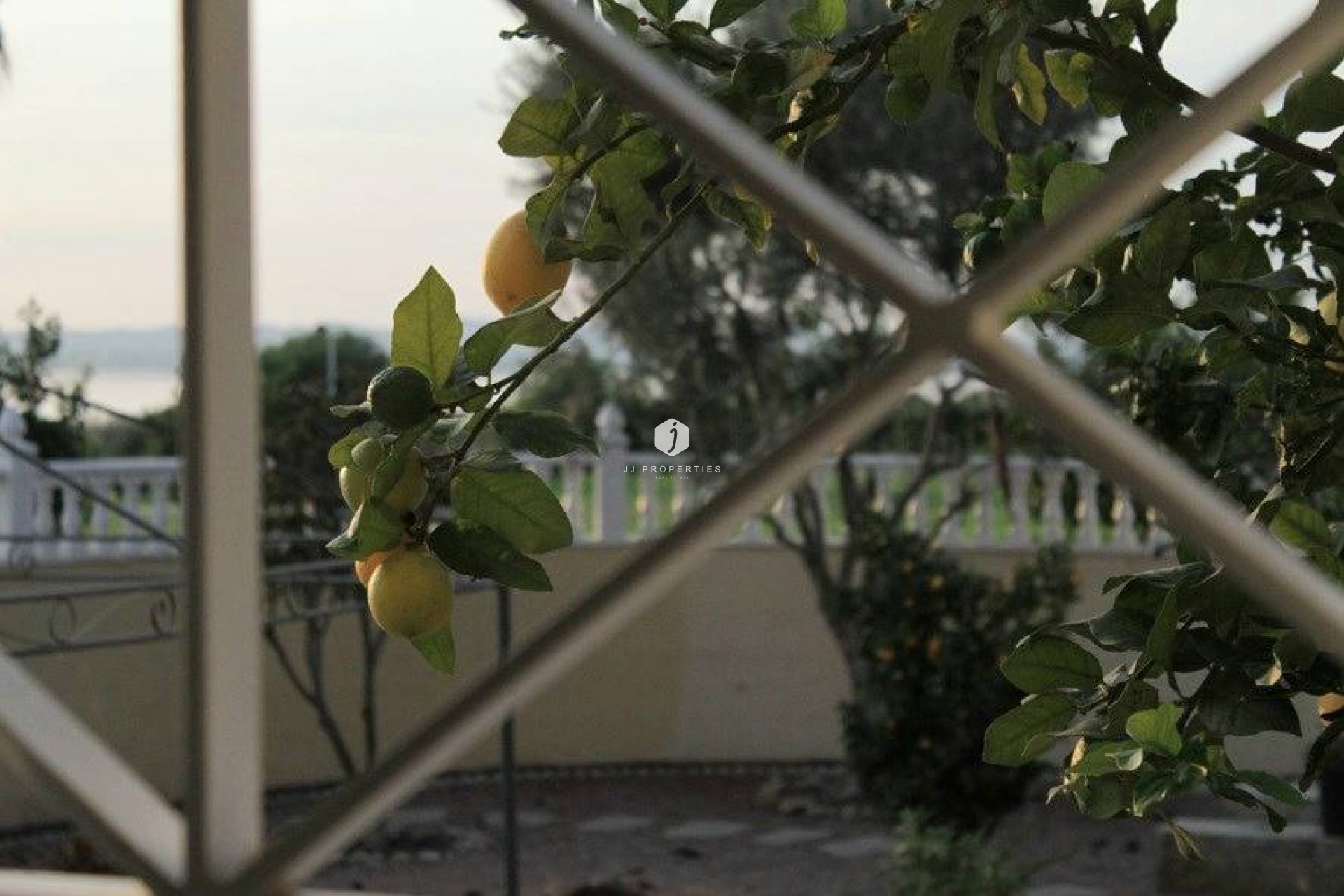 D'occasion - Villa -
Torrevieja - La Siesta - El Salado - Torreta