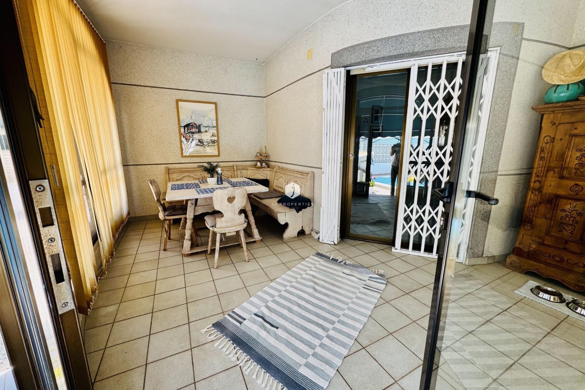 D'occasion - Villa -
Torrevieja - La Siesta - El Salado - Torreta