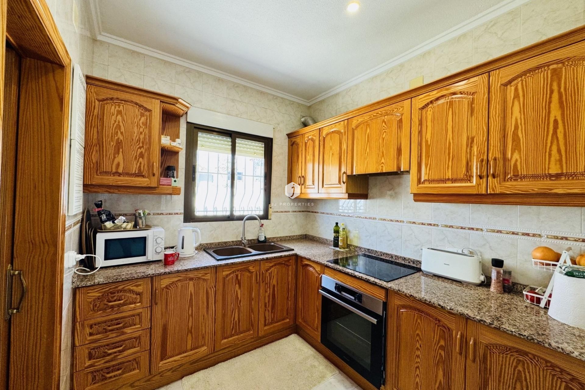 D'occasion - Villa -
Torrevieja - La Siesta - El Salado - Torreta