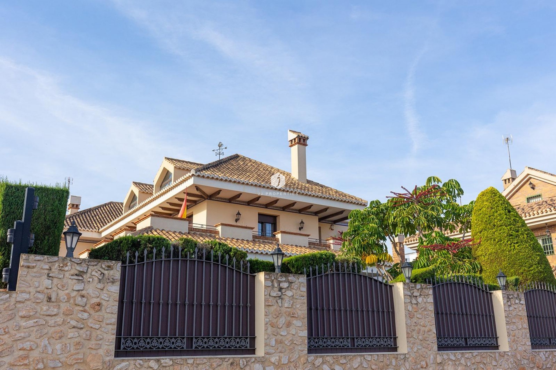 D'occasion - Villa -
Torrevieja - La veleta