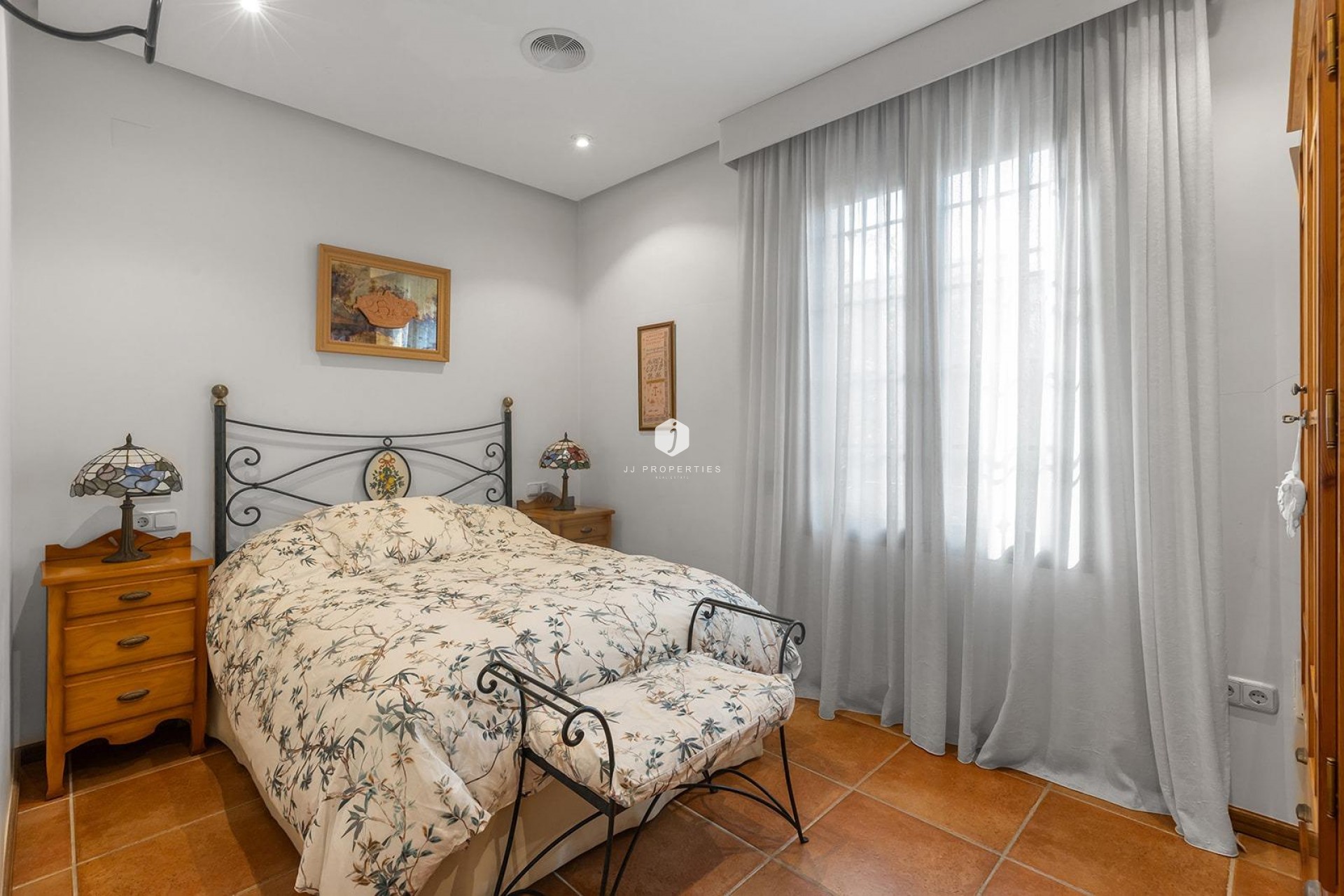 D'occasion - Villa -
Torrevieja - La veleta