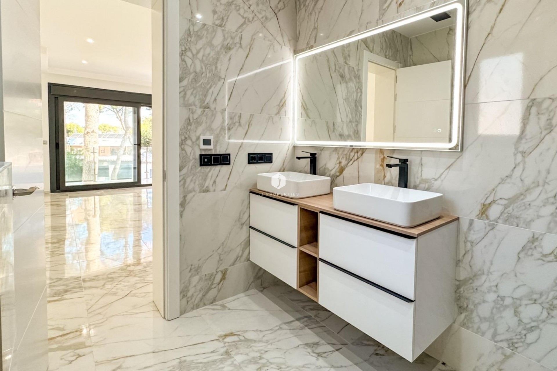 D'occasion - Villa -
Torrevieja - Los Balcones - Los Altos del Edén