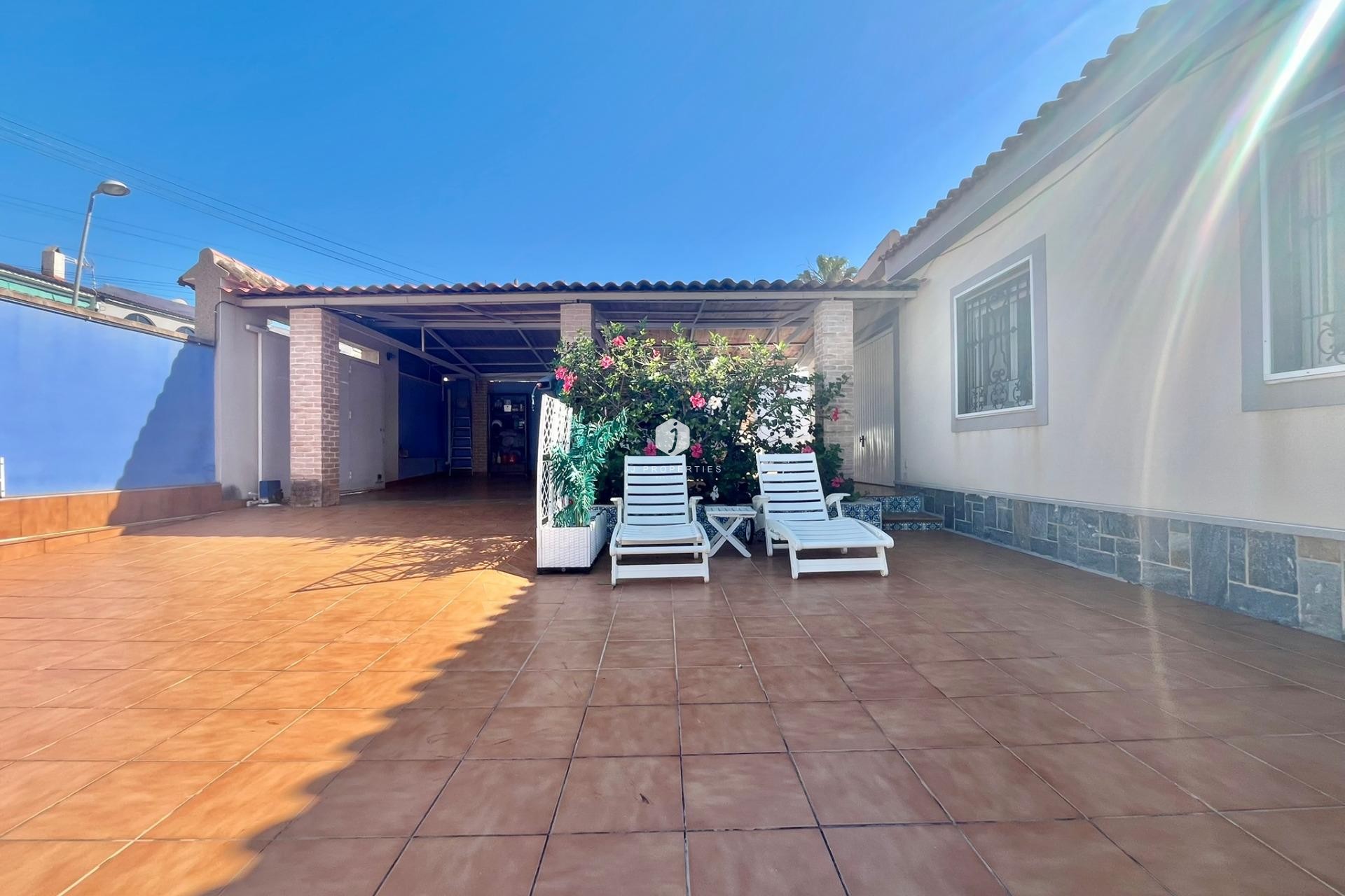 D'occasion - Villa -
Torrevieja - Los Balcones - Los Altos del Edén