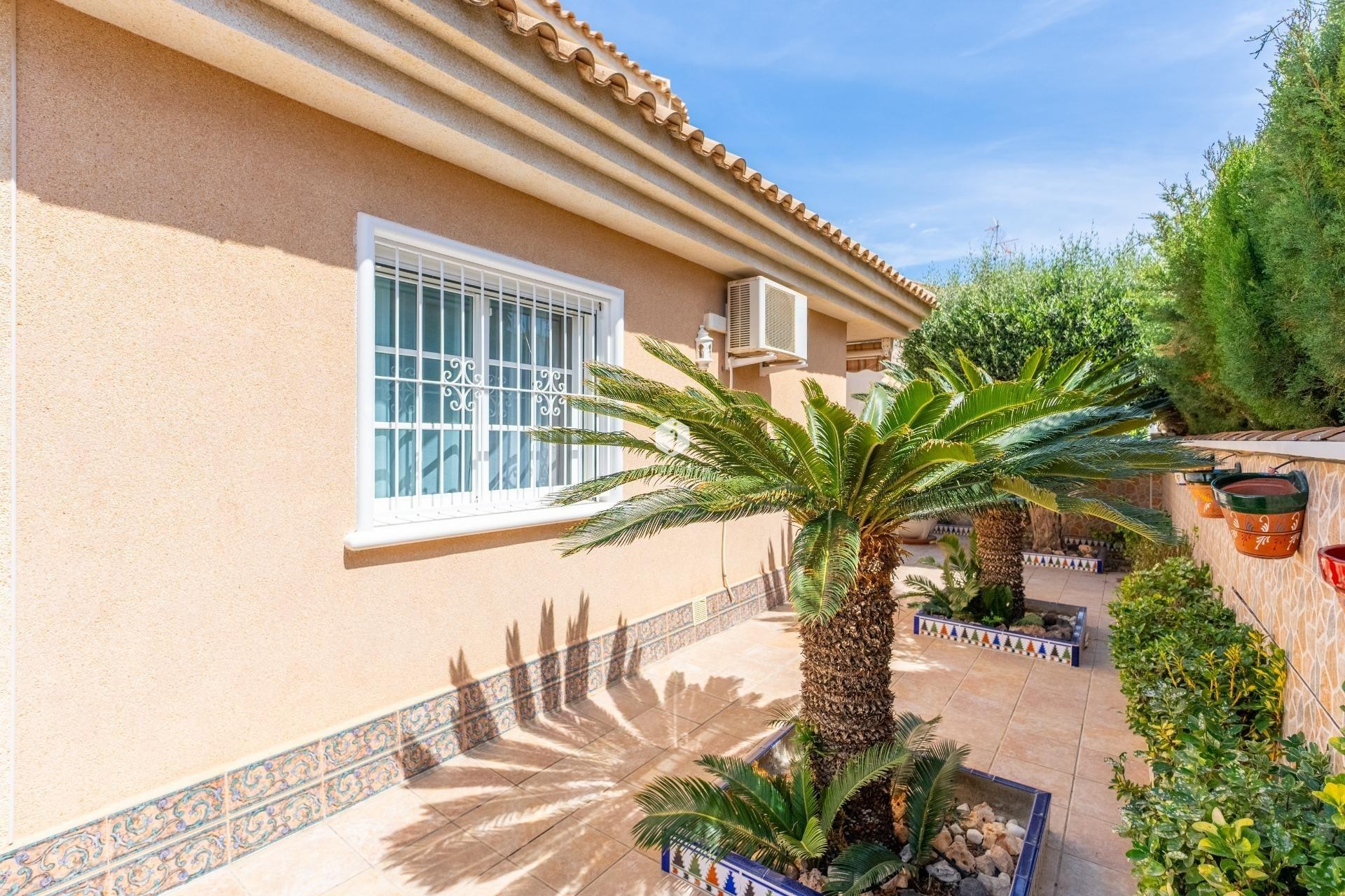 D'occasion - Villa -
Torrevieja - Los Balcones - Los Altos del Edén