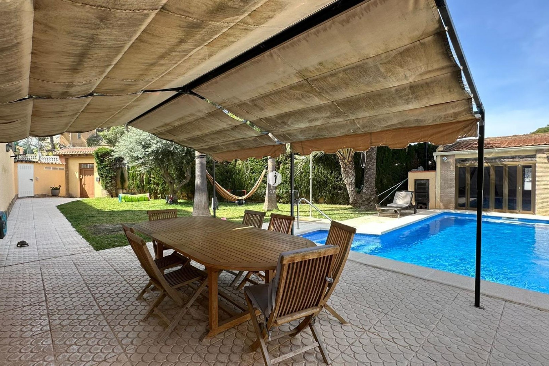 D'occasion - Villa -
Torrevieja - Los Balcones - Los Altos del Edén