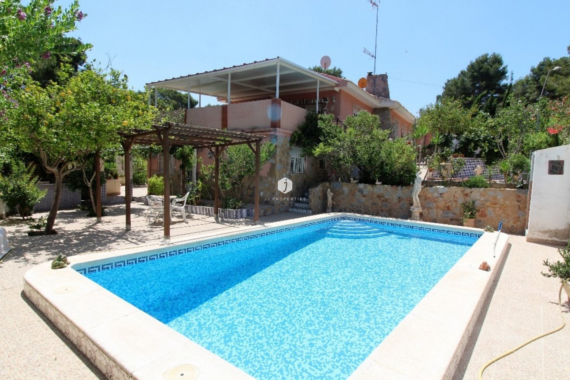 D'occasion - Villa -
Torrevieja - Los Balcones