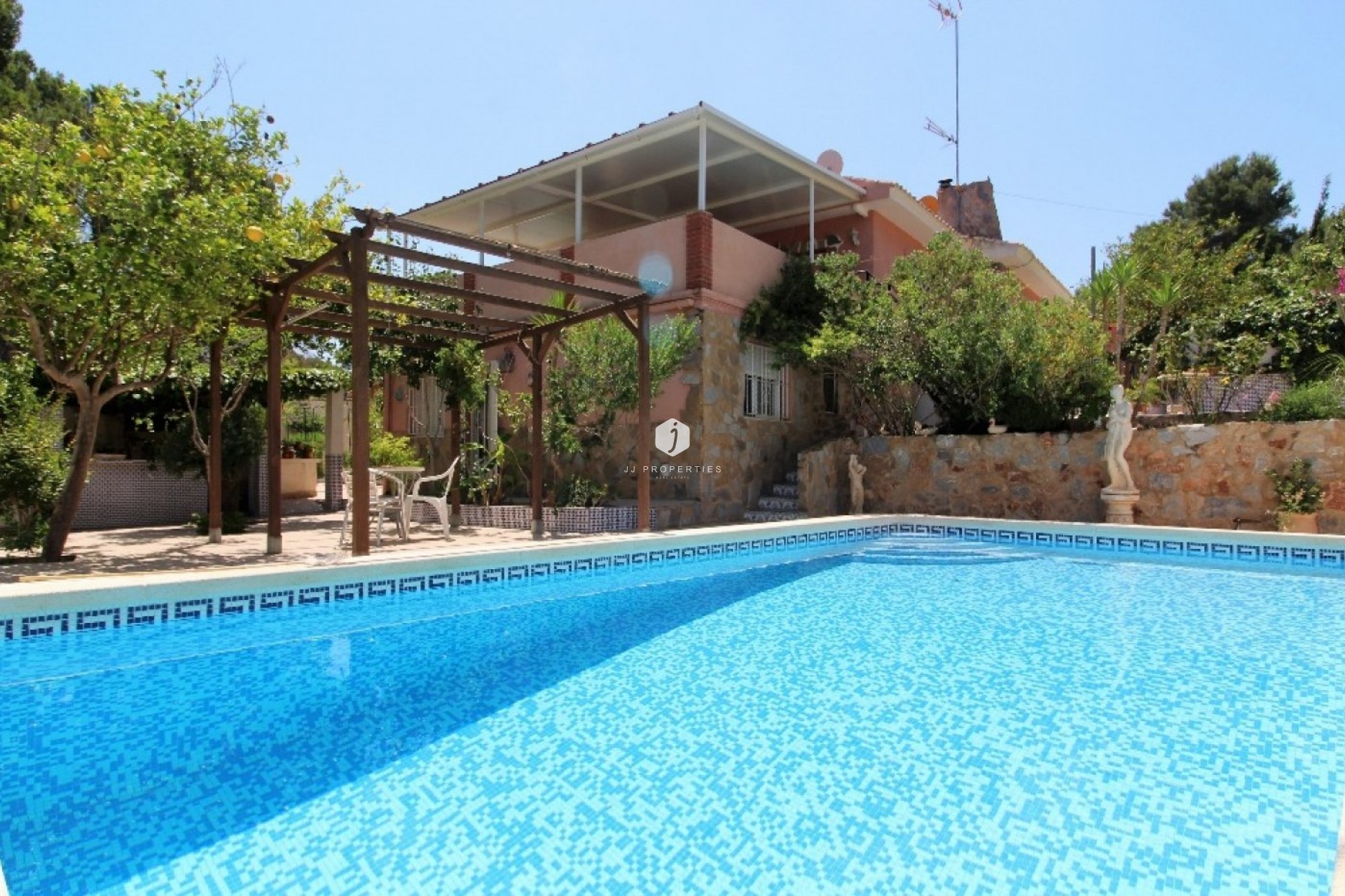 D'occasion - Villa -
Torrevieja - Los Balcones
