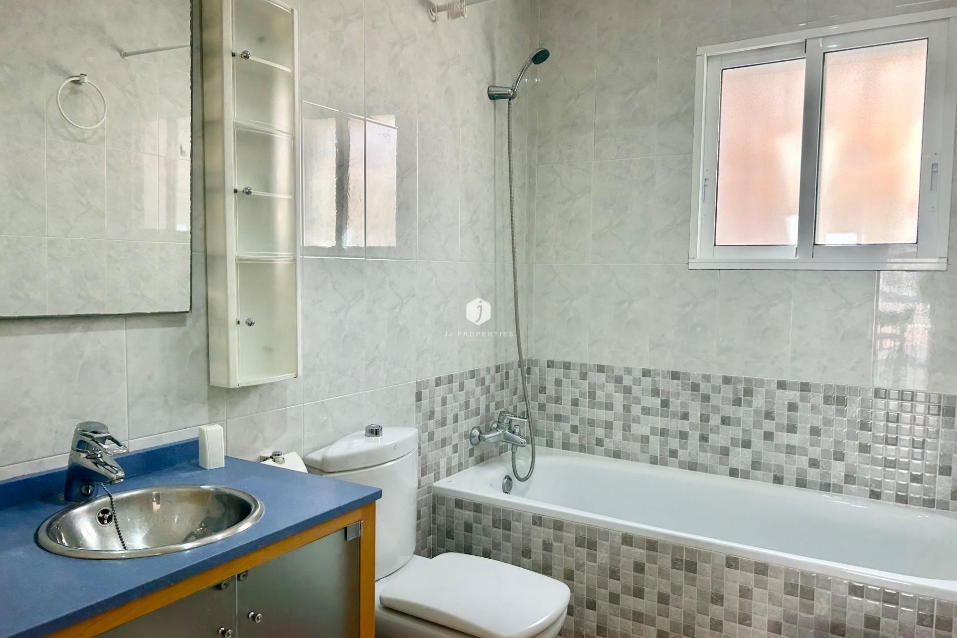 D'occasion - Villa -
Torrevieja - San luis