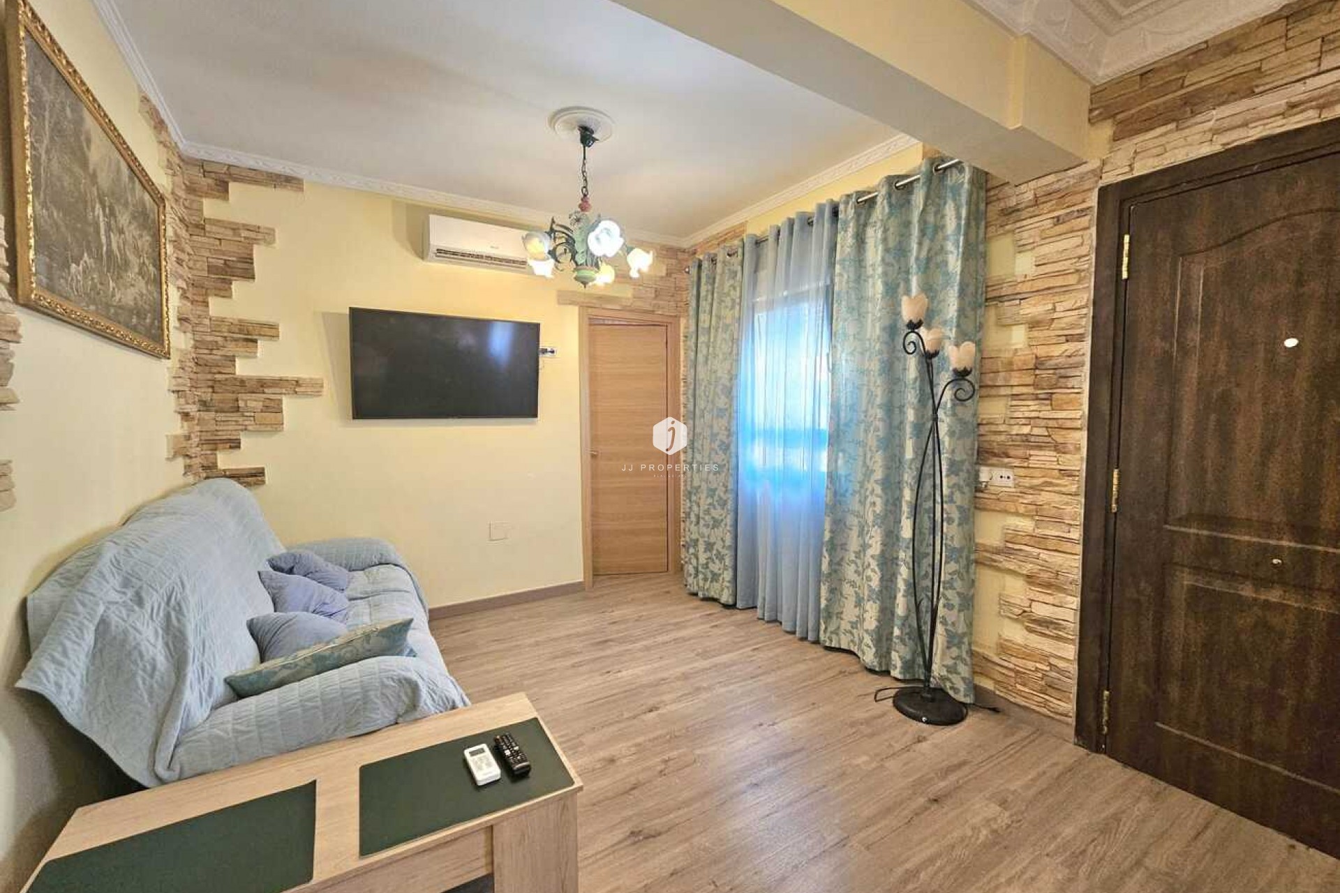 D'occasion - Villa -
Torrevieja - Torre Del Moro