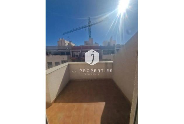 Daszek - Z drugiej ręki - Torrevieja -
                Centro