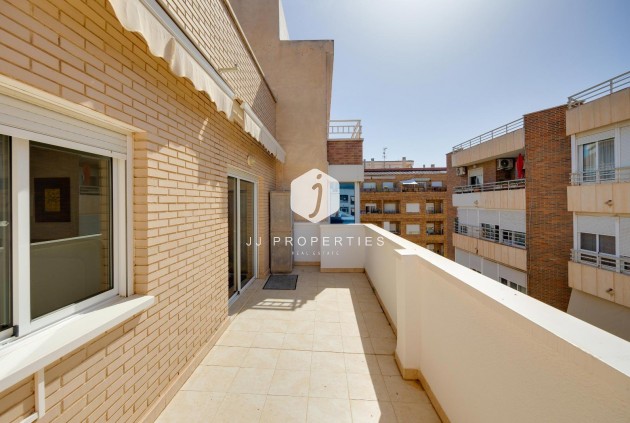 Daszek - Z drugiej ręki - Torrevieja -
                Torrevieja