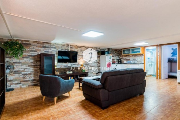 duplex - Tweedehands - Torrevieja -
                Acequion