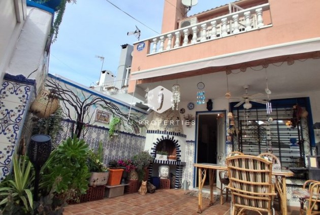 duplex - Tweedehands - Torrevieja -
                Costa Blanca