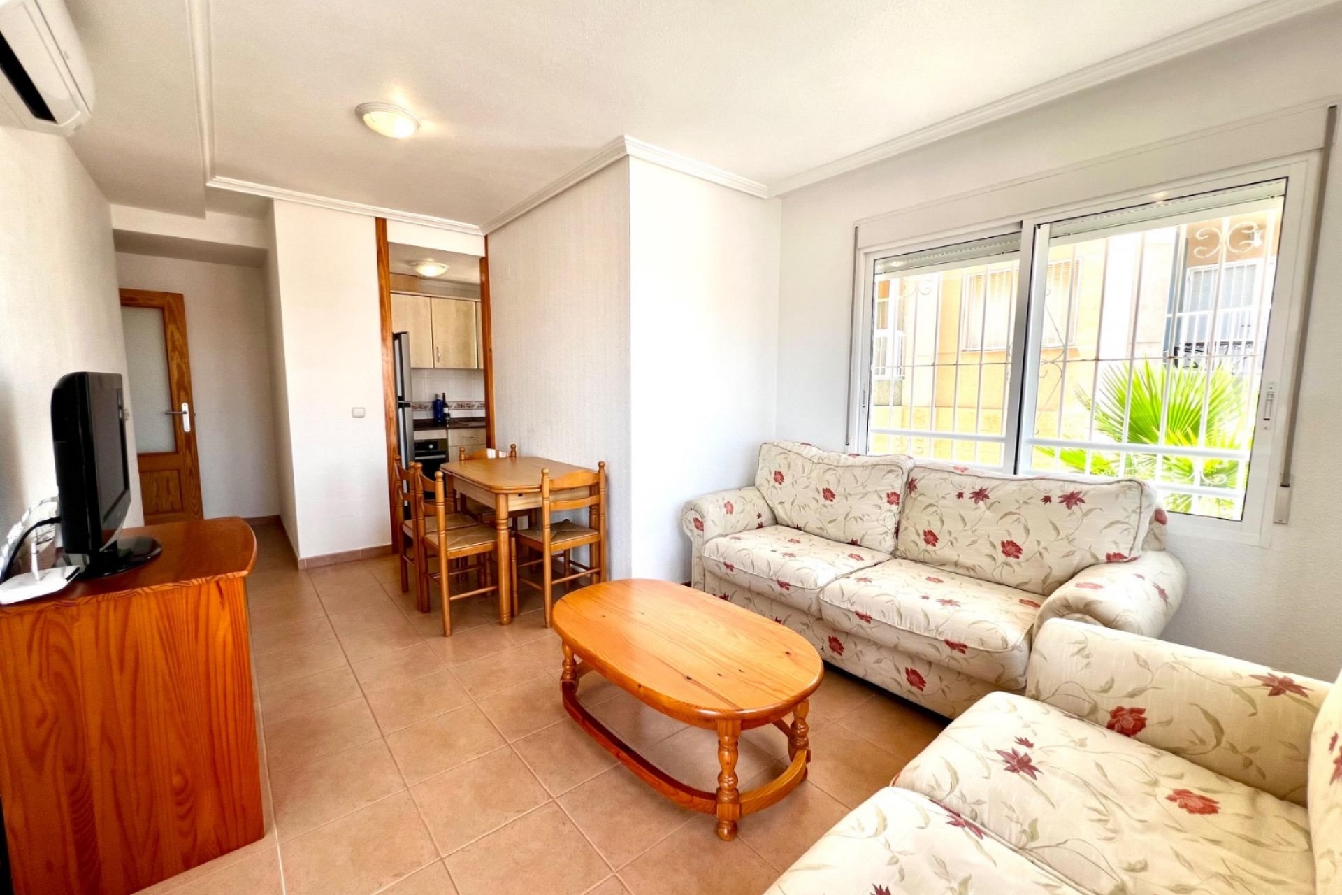 Lange Termijn Verhuur - Appartement / flat -
Torrevieja - Cabo cervera