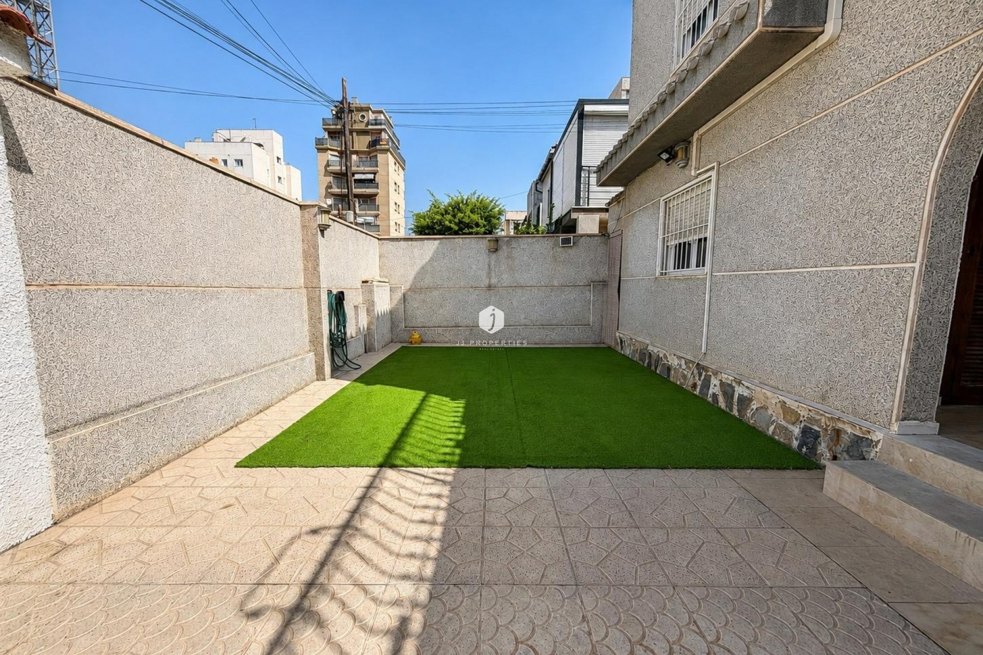 Langfristige Vermietung - Chalet -
Torrevieja - Nueva Torrevieja
