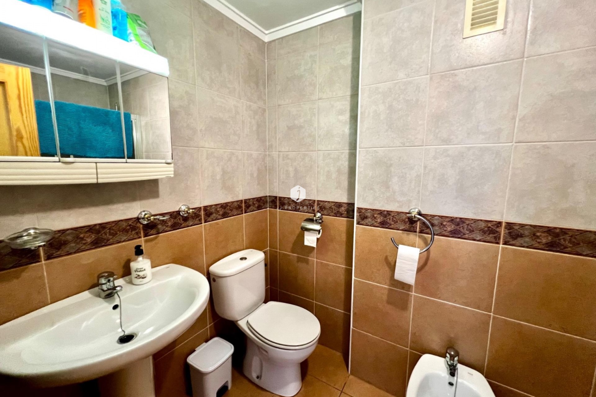 Long Term Rental - Apartment / flat -
Torrevieja - Cabo cervera