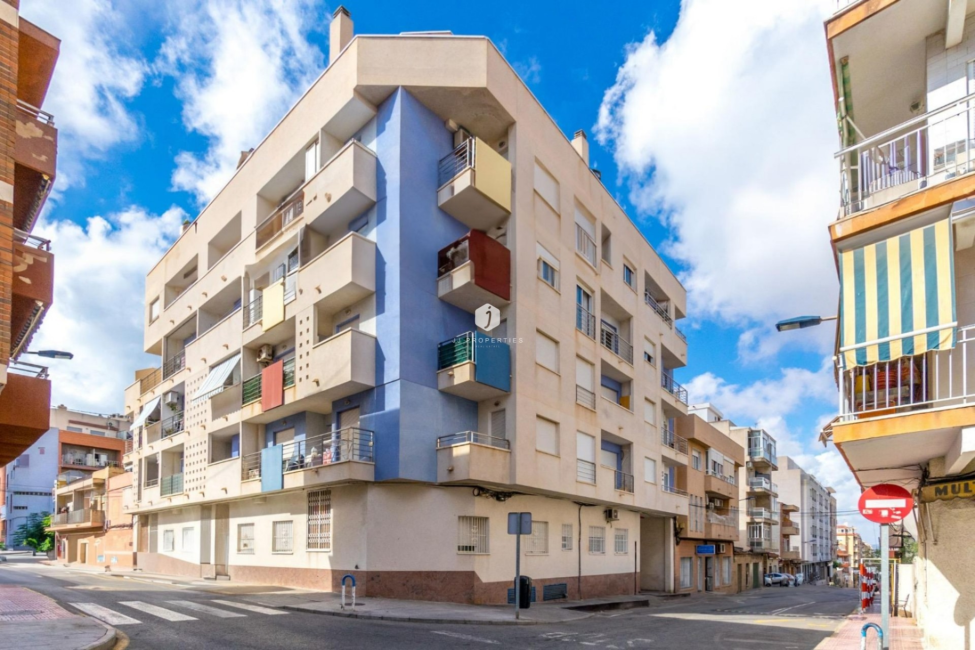 Long Term Rental - Apartment / flat -
Torrevieja - Centro