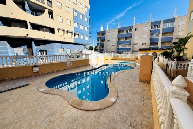 Mieszkanie w bloku - Z drugiej ręki - La Mata -
                Costa Blanca