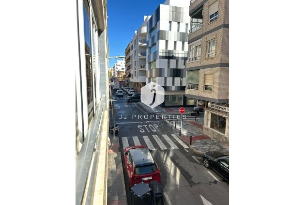 Mieszkanie w bloku - Z drugiej ręki - Torrevieja -
                Centro