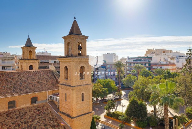 Mieszkanie w bloku - Z drugiej ręki - Torrevieja -
                Centro