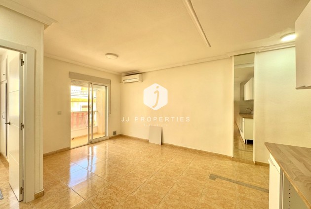 Mieszkanie w bloku - Z drugiej ręki - Torrevieja -
                Centro