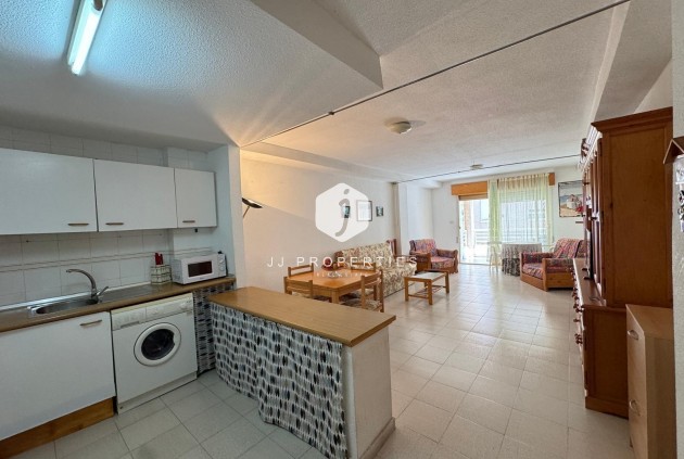 Mieszkanie w bloku - Z drugiej ręki - Torrevieja -
                Centro