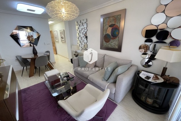 Mieszkanie w bloku - Z drugiej ręki - Torrevieja -
                Costa Blanca