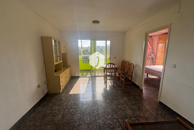 Mieszkanie w bloku - Z drugiej ręki - Torrevieja -
                Costa Blanca