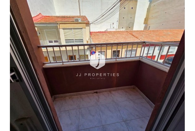 Mieszkanie w bloku - Z drugiej ręki - Torrevieja -
                Costa Blanca