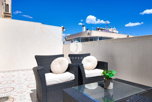 Mieszkanie w bloku - Z drugiej ręki - Torrevieja -
                Costa Blanca