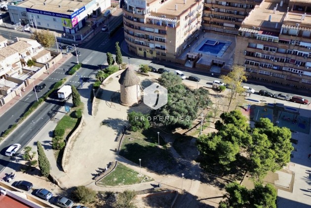 Mieszkanie w bloku - Z drugiej ręki - Torrevieja -
                Costa Blanca