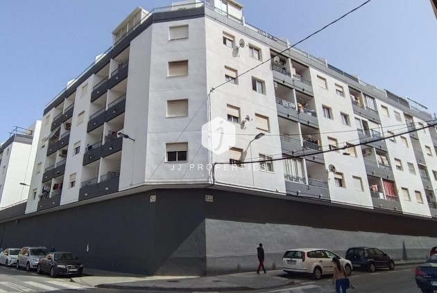 Mieszkanie w bloku - Z drugiej ręki - Torrevieja -
                El molino