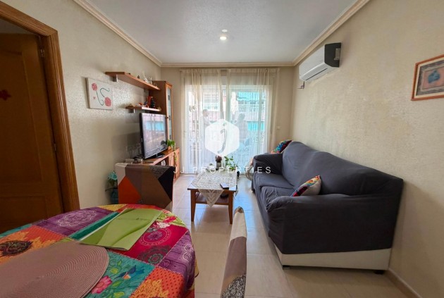 Mieszkanie w bloku - Z drugiej ręki - Torrevieja -
                Estacion de autobuses