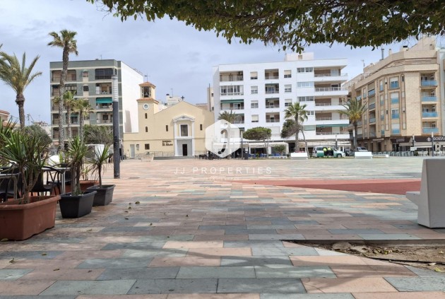Mieszkanie w bloku - Z drugiej ręki - Torrevieja -
                La Mata