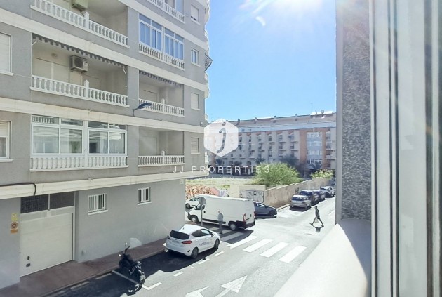 Mieszkanie w bloku - Z drugiej ręki - Torrevieja -
                Playa del Cura