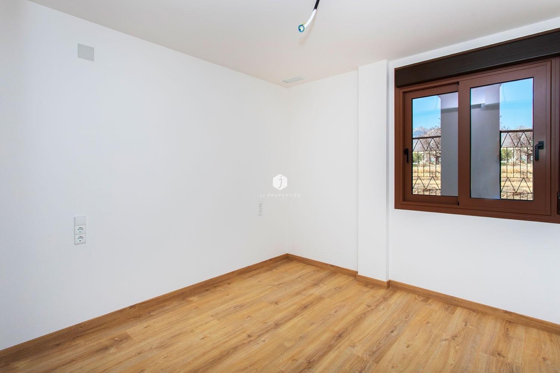 Neue Gebäude - Bungalow -
Hondón de las Nieves - El Salero