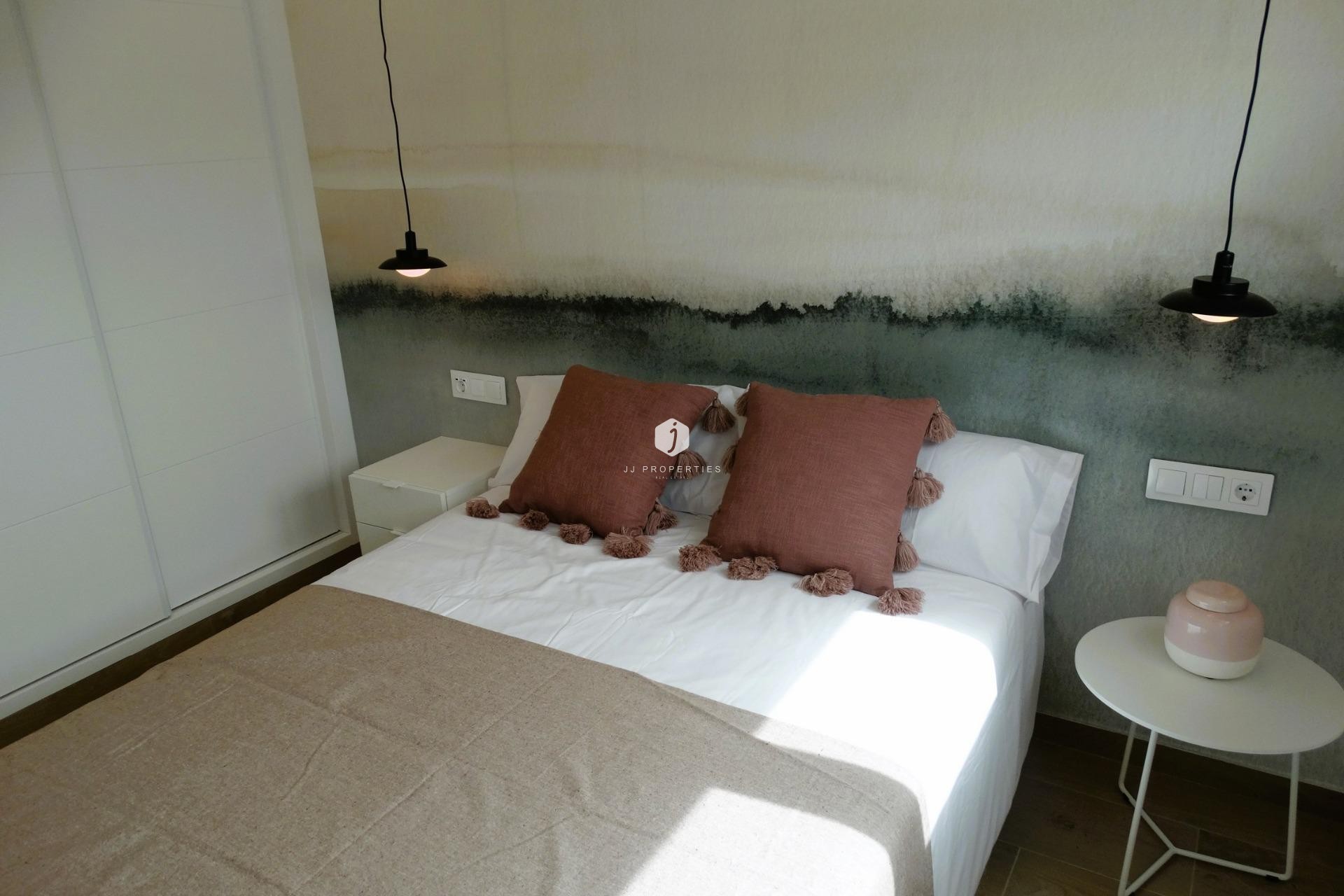 Neue Gebäude - Bungalow -
Pilar de la Horadada - pueblo