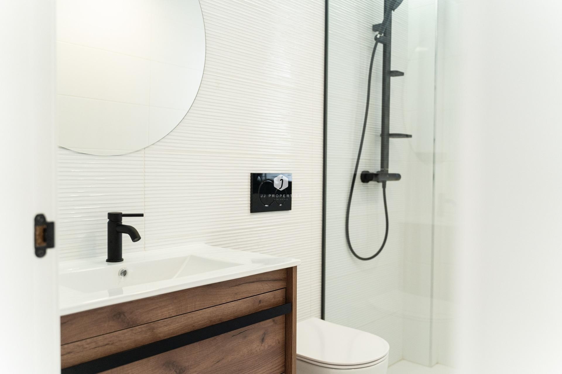 Neue Gebäude - Villa -
Orihuela Costa - Punta Prima