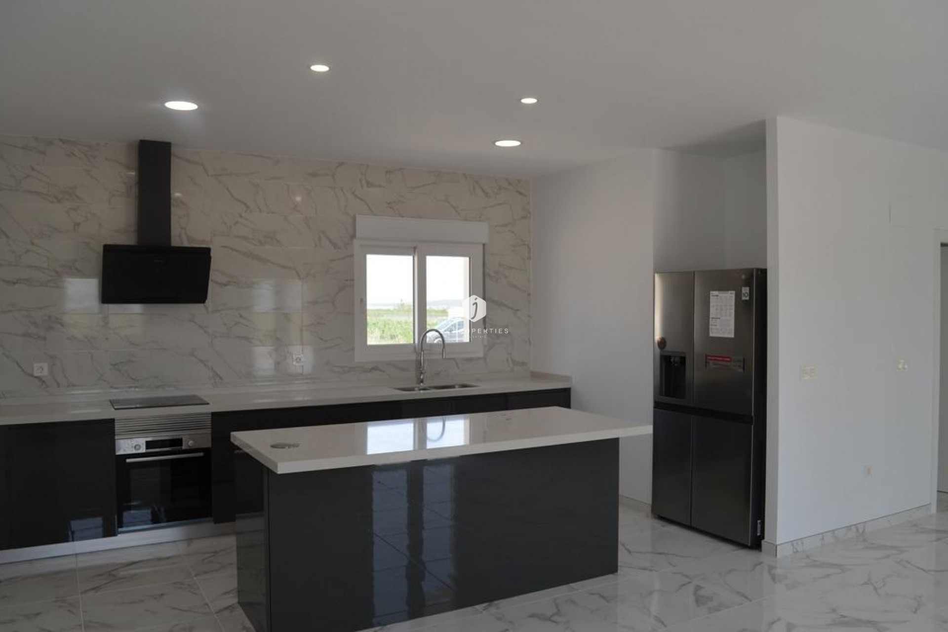 Neue Gebäude - Villa -
Pinoso - Camino Del Prado