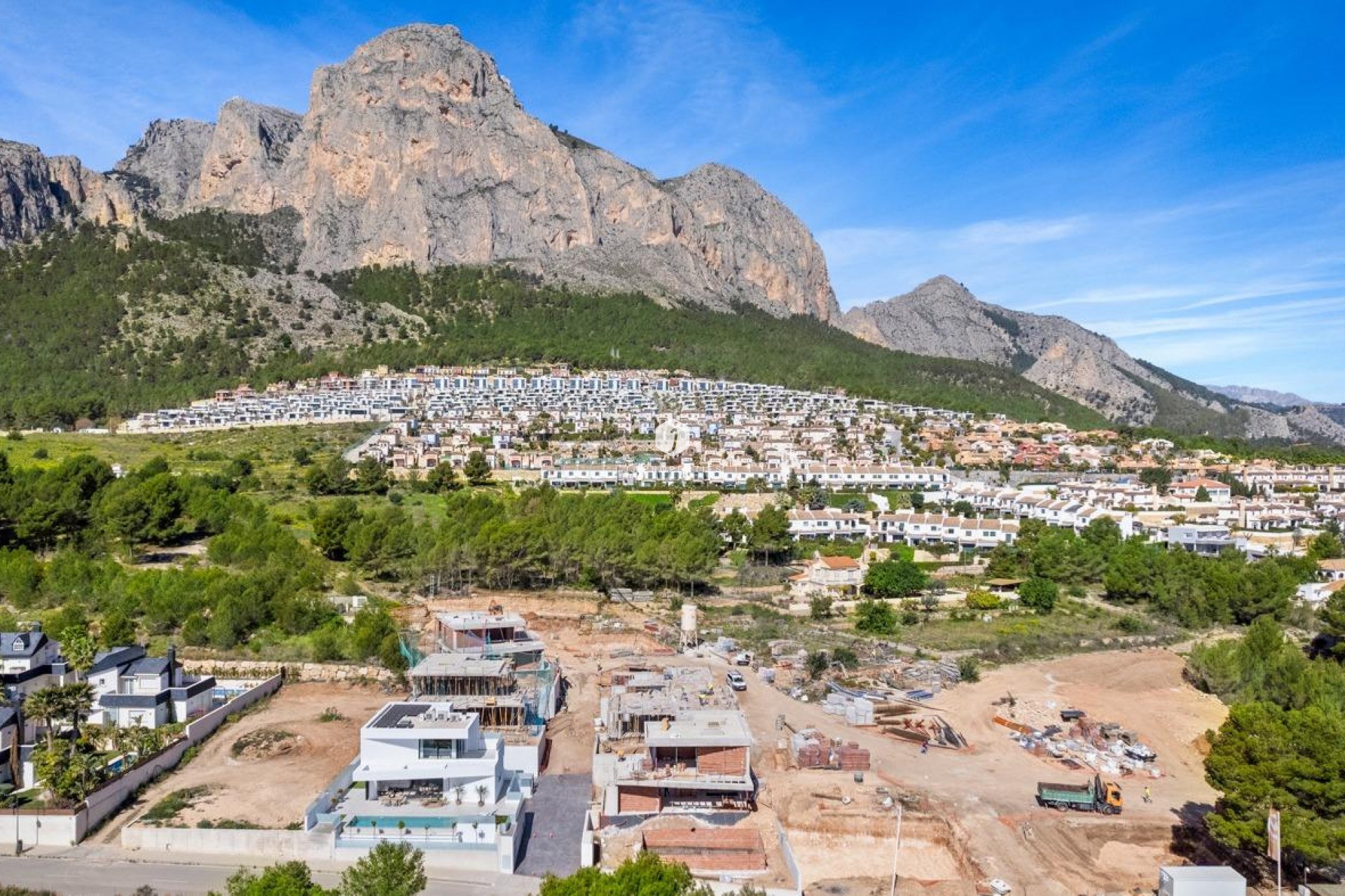 Neue Gebäude - Villa -
Polop - Urbanizaciones