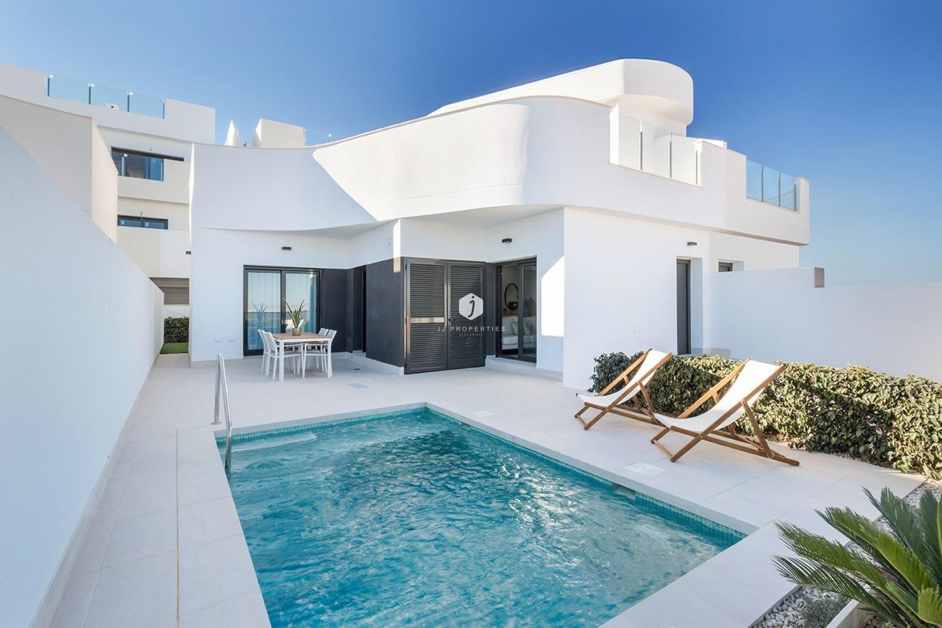 Neue Gebäude - Villa -
Torrevieja - Lago Jardín II