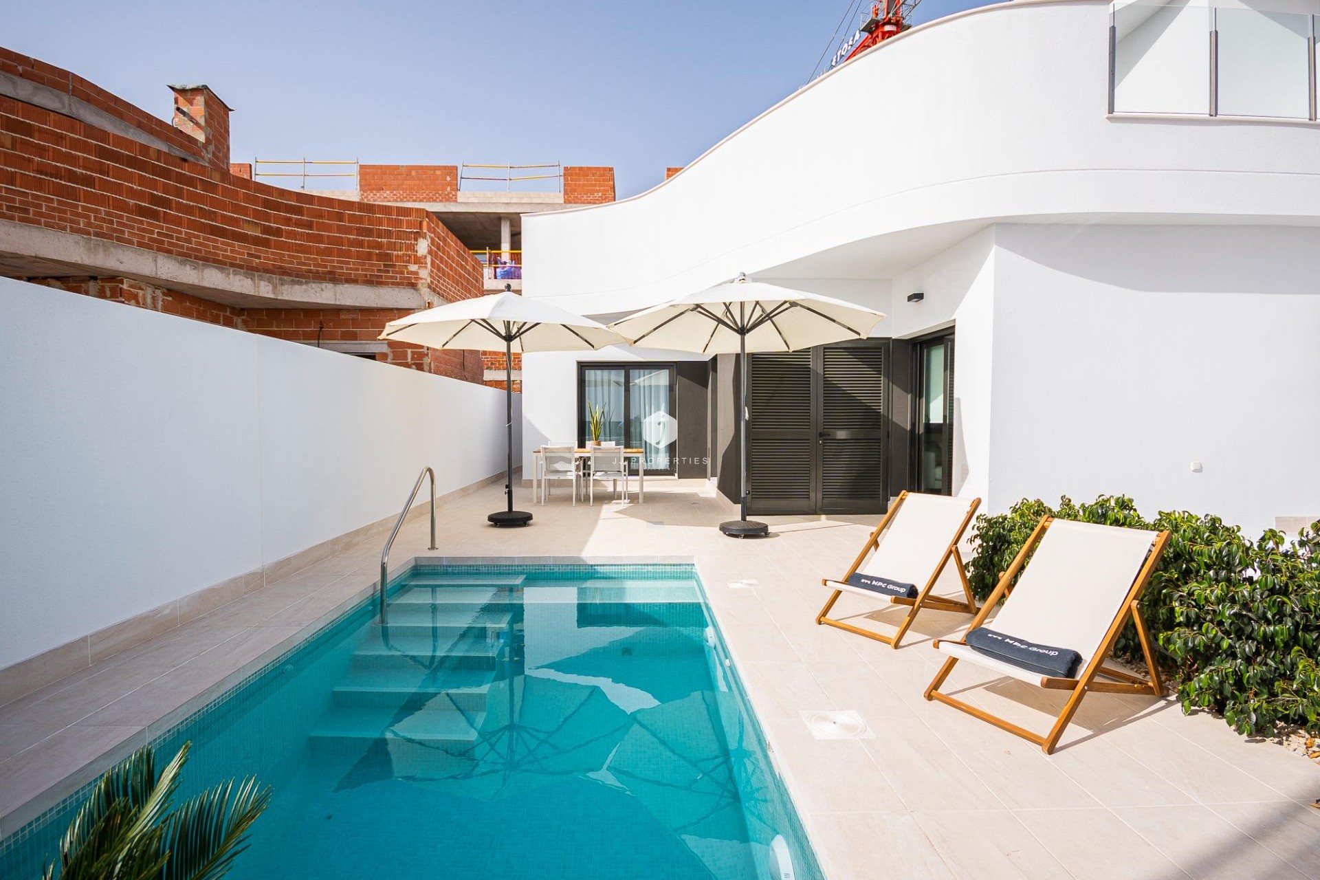 Neue Gebäude - Villa -
Torrevieja - Lago Jardín II