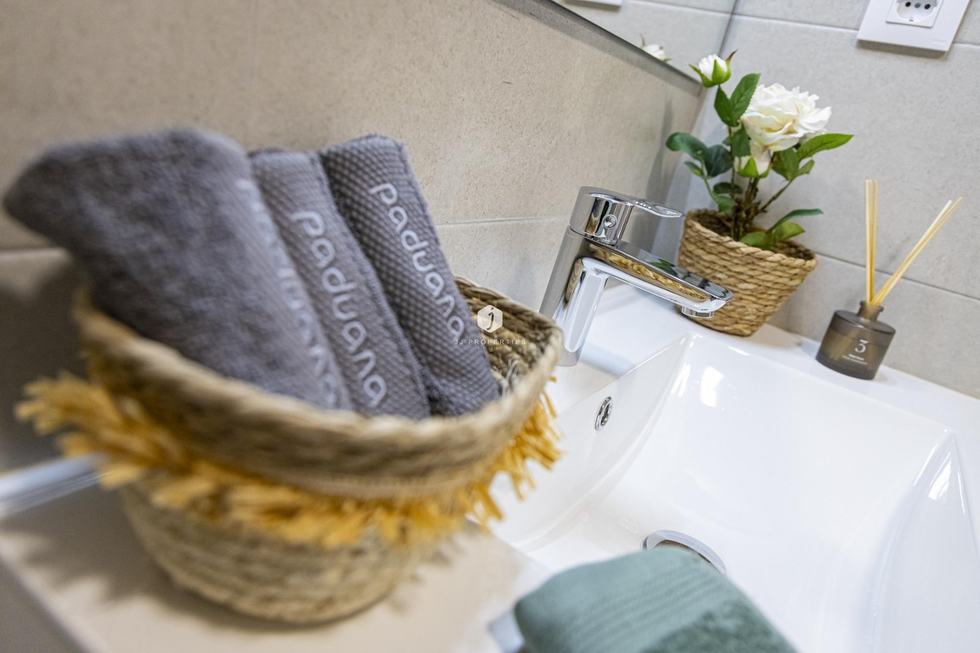 Neue Gebäude - Wohnung -
La Manga del Mar Menor - La Manga